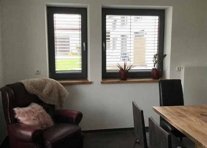 Daire Vista-apartments Ebersbach (Bavaria)
