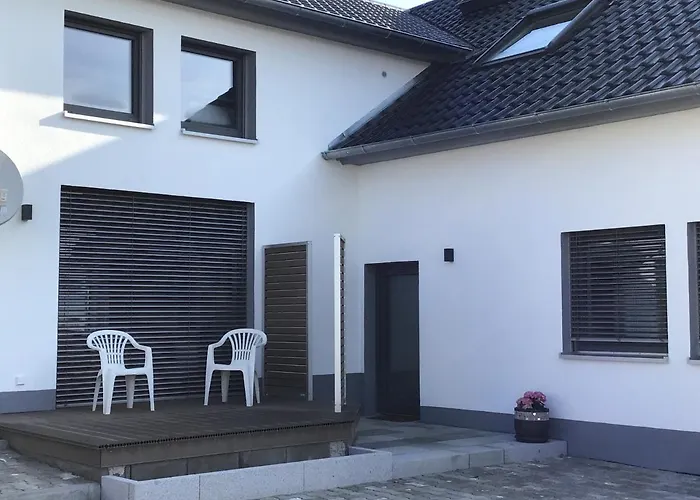 Daire Vista-apartments Ebersbach (Bavaria)